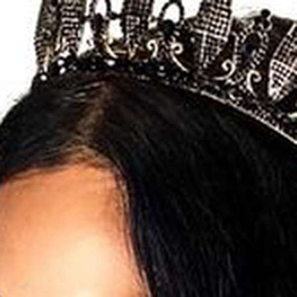 Head-and-shoulders portrait of Goddess zephy